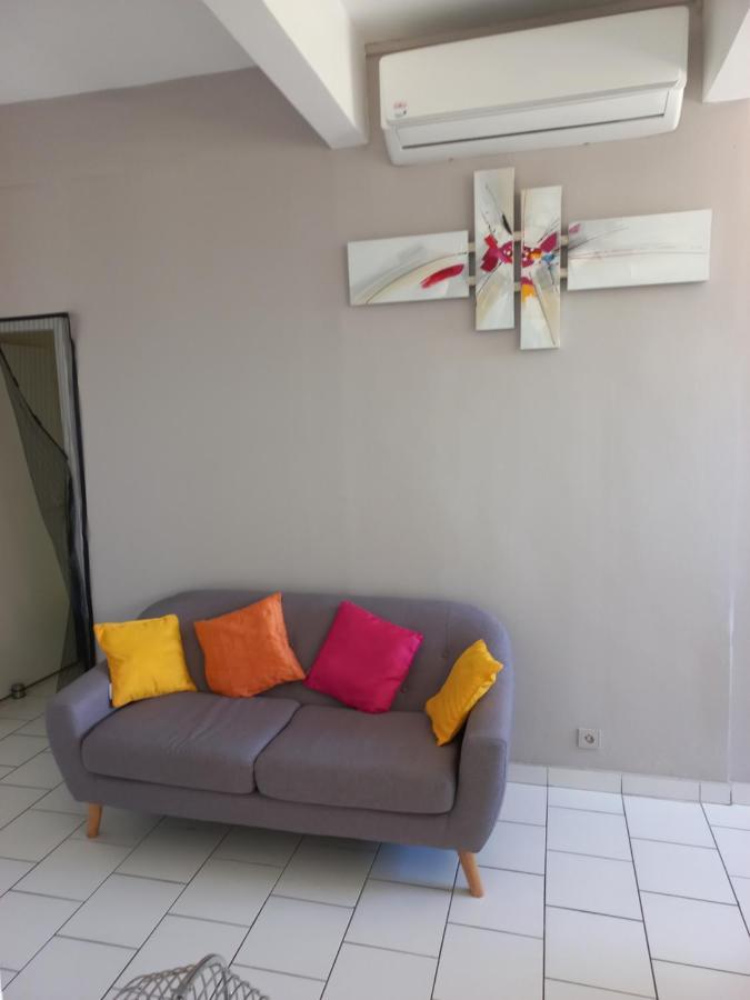 Maison Du Bien Etre Baie Mahault Exteriör bild