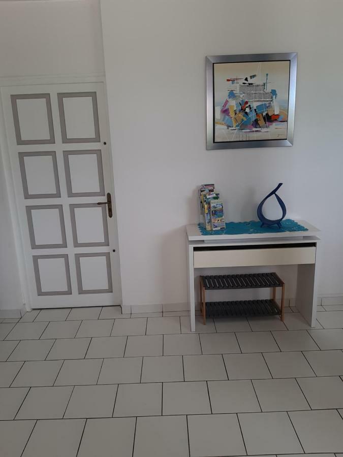 Maison Du Bien Etre Baie Mahault Exteriör bild